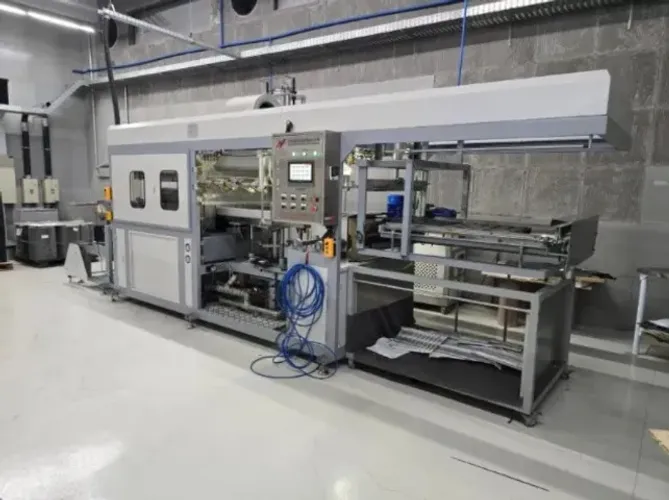 Máquina de Embalagens Plásticas Automática | Alta Produção | Oportunidade