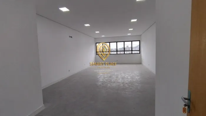 SALÃO COMERCIAL  CENTRO COMERCIAL JÁCOMO ZANQUETA (sala 06) - Ferraz de Vasconcelos