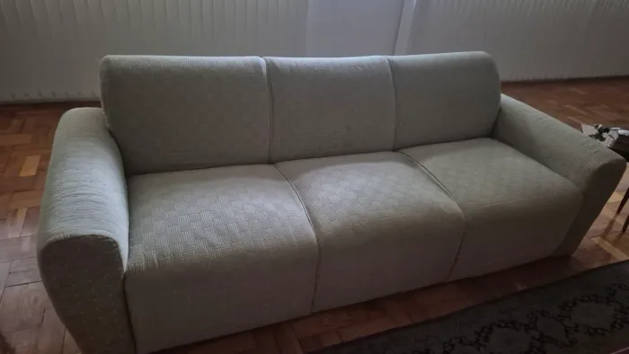 Sofá 3 lugares 
