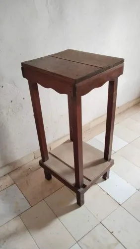 Banca de madeira maciça