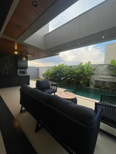 Casa á Venda no Jardins França , Área Total 410.91m2 e Área Construída 335m2.
