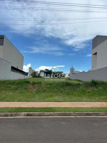 Lote no Condomínio Tamboré