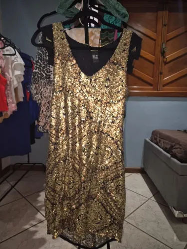 Vestido COLCCI TAM G todo bordado