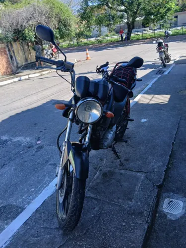 Vendo ybr factor vermelha 125