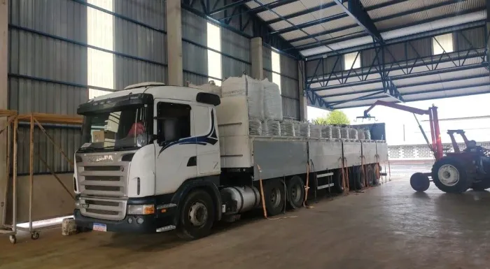 Vendo scania ano 2010 valor 190.000,00