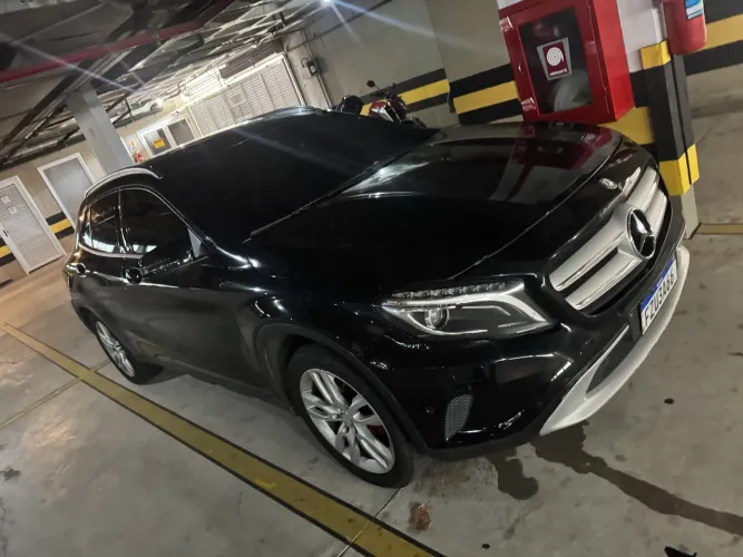 Mercedes-Benz GLA 200 Adv. 1.6/1.6 TB 16V Flex Aut. 2016