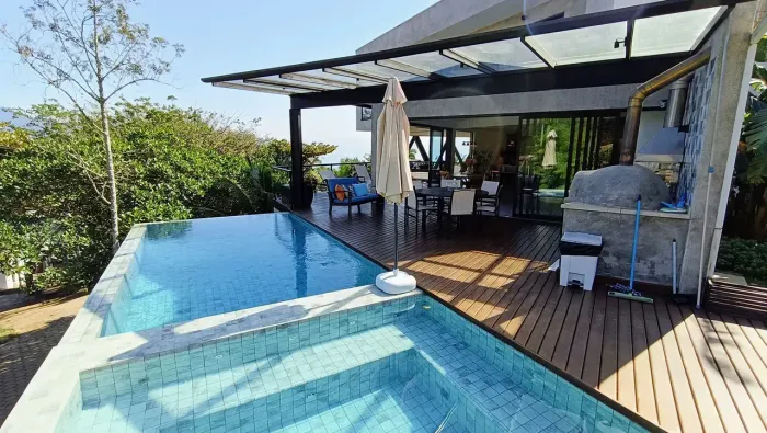 Casa de Alto Padrão na Siriúba | Vista Panorâmica para o Mar | Piscina e Espaço Gourmet