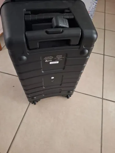 Vende-se caixa de som com microfone