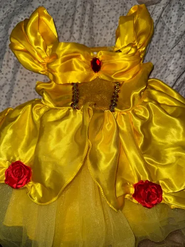 Fantasia infantil kids, bela e a fera com laço / vestido amarelo aniversário