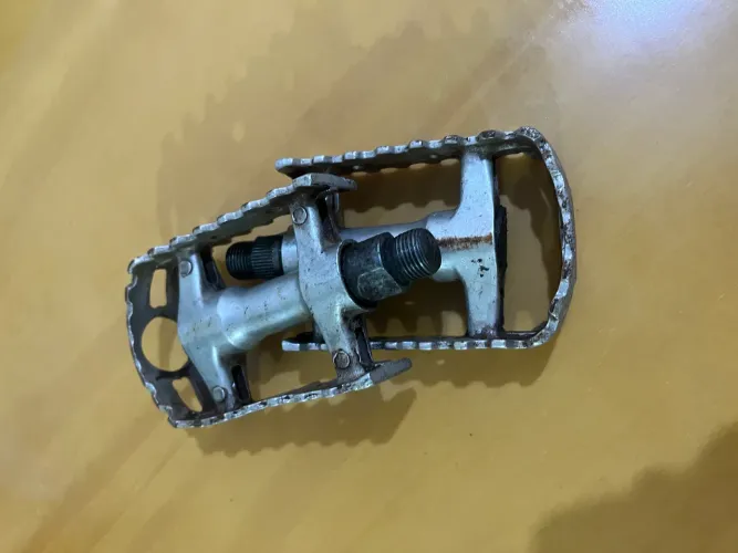 Pedal de ferro bike 