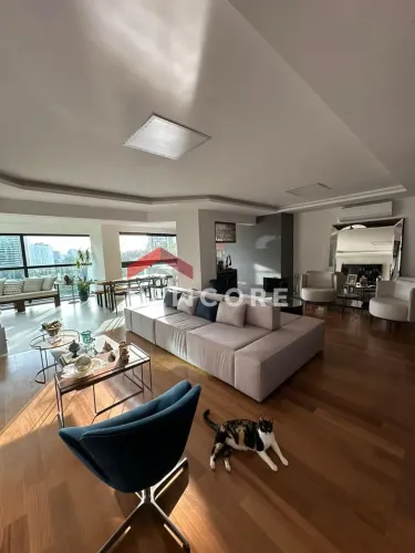 Apartamento em Rua Itapaiuna - Jardim Morumbi - São Paulo/SP