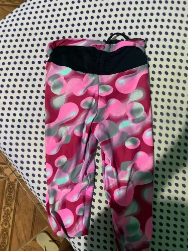 Vendo calça legging fitness estampada empina bumbum