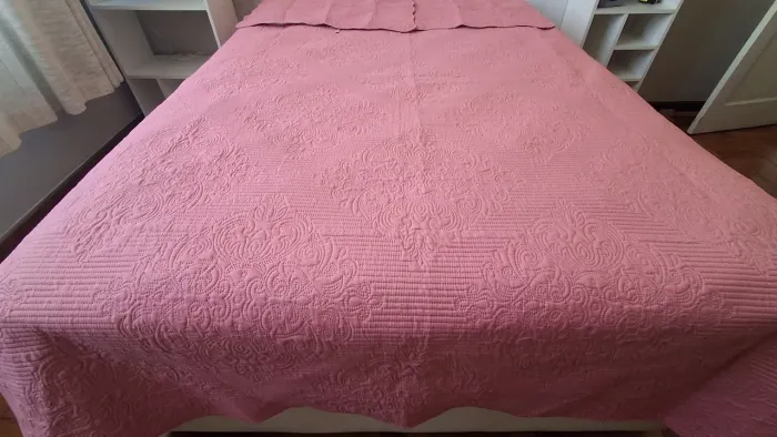 Cobre leito casal rosa