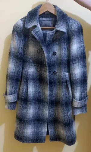 Casaco Feminino Zara xadrez tamanho M em Ótimo Estado