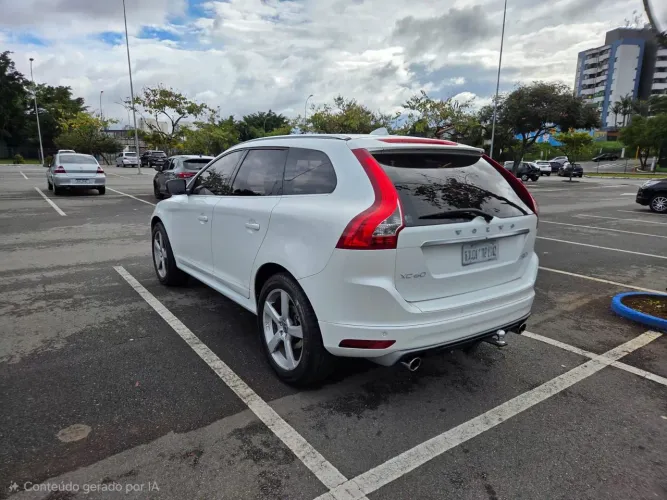 Volvo XC 60 T-5 R-design 2.0 FWD 5P 2014