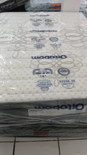 Colchão Casal D45 novo com garantia
