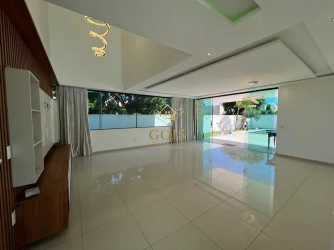 Casa com 4 quartos, 3 suítes - totalmente planejada - GranVille