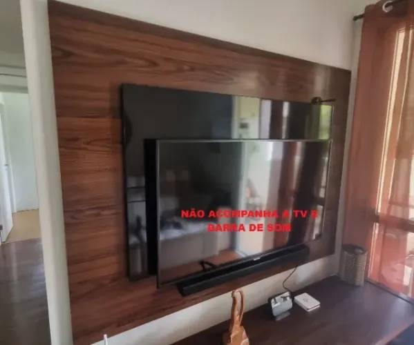 Painel em MDF 2 Níveis Perfeito Estado