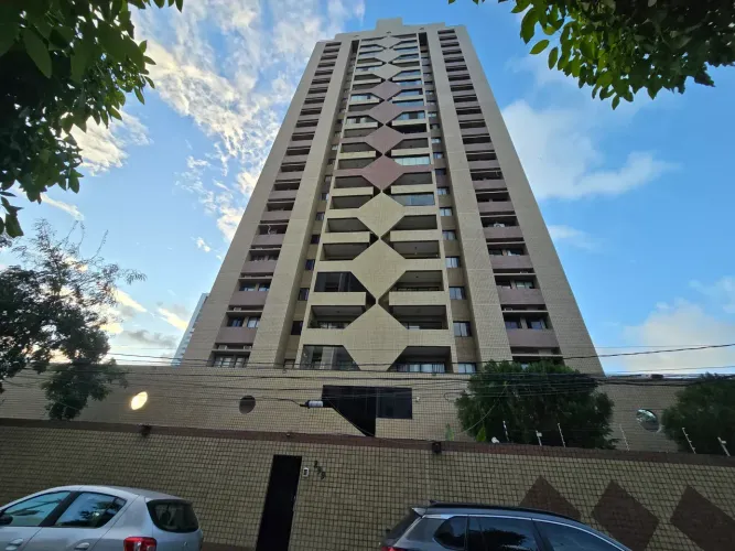 Imóvel para aluguel possui 119 metros quadrados com 3 quartos em Torreão - Recife - PE
