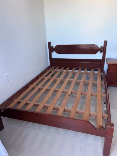 Cama casal madeira pura