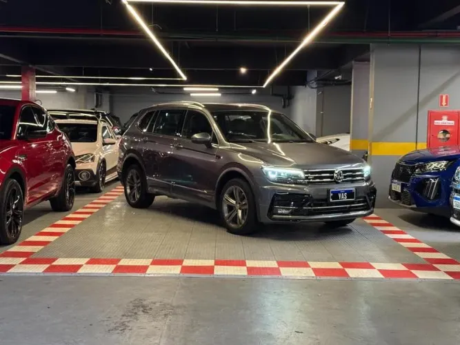 Volkswagen Tiguan Allspac R-line 350 TSI 2.0 4X4 2021