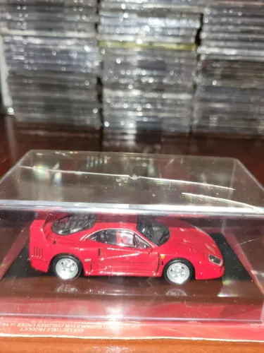 MINIATURA F40 FERRARI COLLECTIONS ESCALA 1:43 + FACÍCULO LACRADA SÓ RETIRADA
