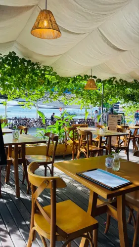 Passo Ponto Comercial - Restaurante Completo em Operação - Orla Bardot, Búzios