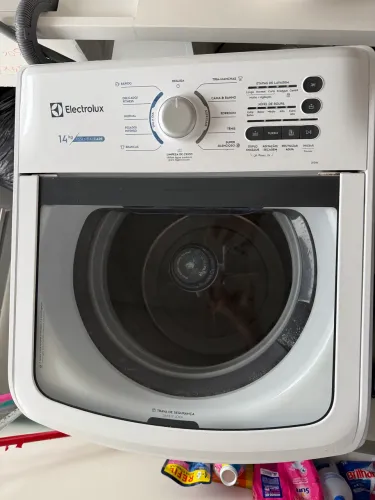 Máquina de lavar Electrolux 14kg Essential Care 220v