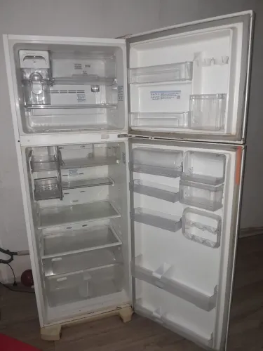 Vendo geladeira