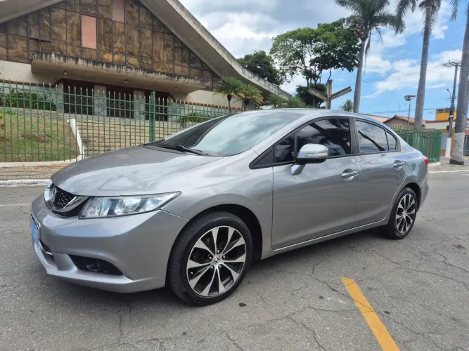 Honda Civic Sedan LXR 2.0 Flexone 16V Aut. 4P 2015
