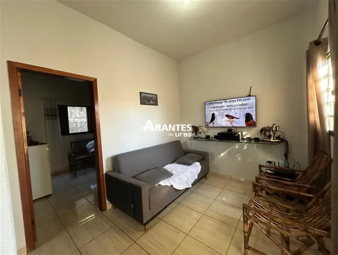 Casa com 207,11m² 6 quartos à venda no bairro Santa Mônica