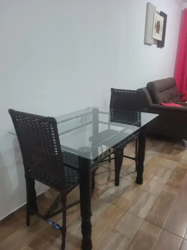 Mesa de vidro para jantar