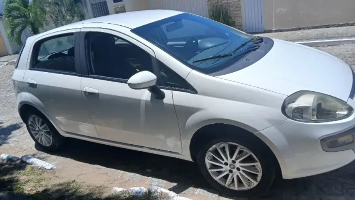Fiat Punto Essence Dualogic 1.6 Flex 16V 5P 2017