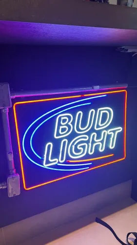 luminoso bug light em acrílico e Led 60x40 para pessoas exigentes 