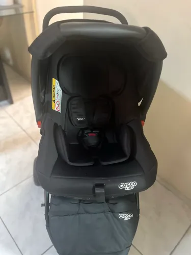 Kit carrinho e bebê conforto promo!
