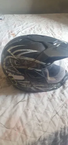 Capacete tamanho 60