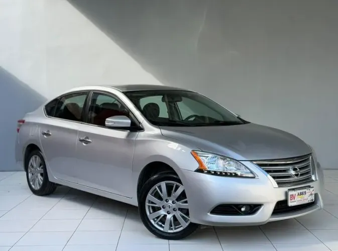 Nissan Sentra SL 2.0 Flexstart 16V Aut. 2015