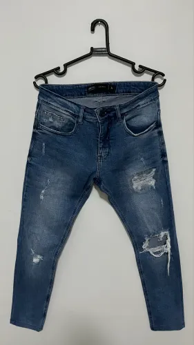 Calça Jeans C&A BlueEsteel azul Destroyed - Usada
