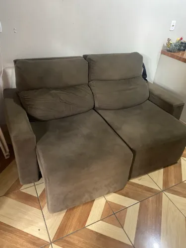 Sofá retrátil dois lugares 
