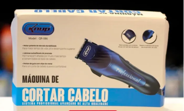 Máquina cortar cabelo profissional