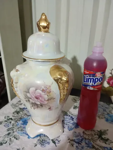 Potiche de porcelana antiga sem marca grande 30 cm