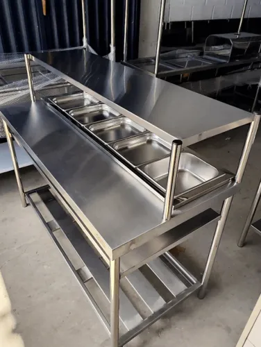 Buffet self service pista fria para 08 GNs 