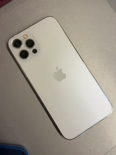 iPhone 12 Pro 128 GB - Prata - Muito Conservado