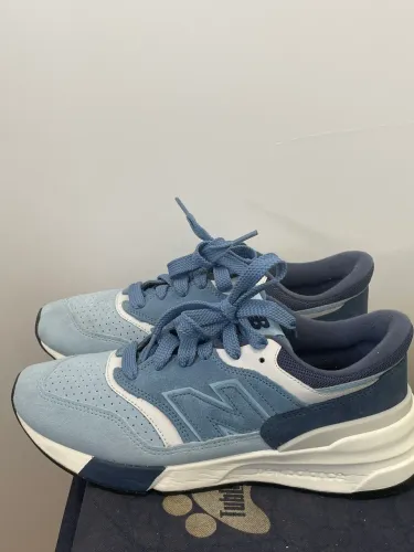 Tênis Couro New Balance 997R | Tamanho 39BR | ABSOLUTAMENTE NOVO