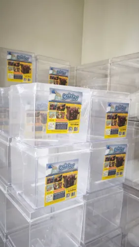 Potes em acrílico para cereais a granel