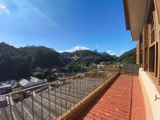 Casa 3 quartos para locação, Castelanea, Petrópolis, RJ - R$ 1.500,00