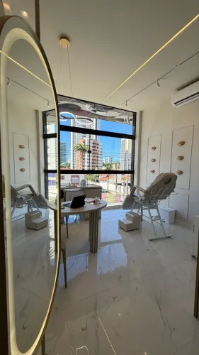 Alugo turno de consultório de estética