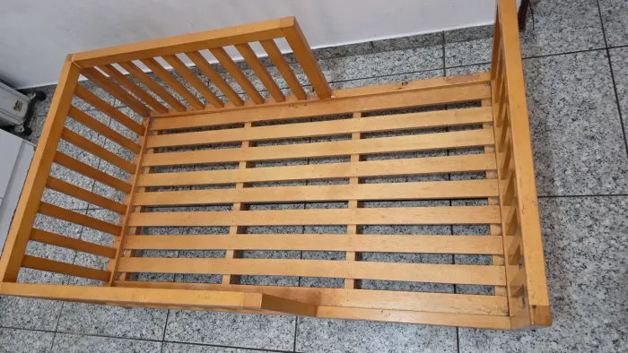 Cama montessoriana