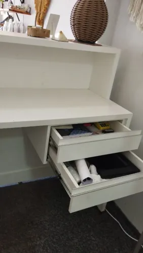 Balcão de atendimento/caixa pra loja.
