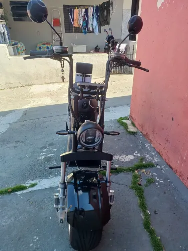 Vendo x13 Única dona , Tenho nota e garantia ... JA VEM DESBLOQUEADA vai até 70 km ...